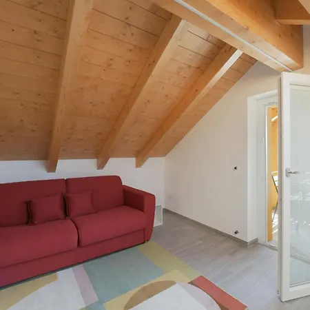 Apartment Sunflower Baveno